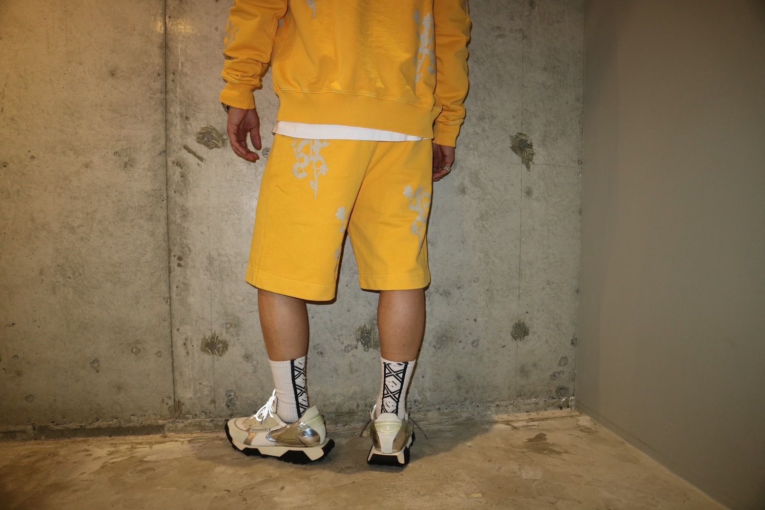 FLEECE SHORT PANT/FLOWER YELLOW