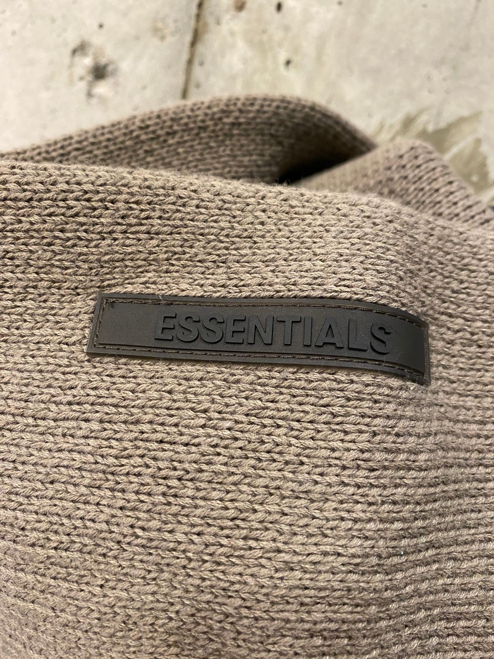 FOG ESSENTIALS KNIT HOODIE/taupe