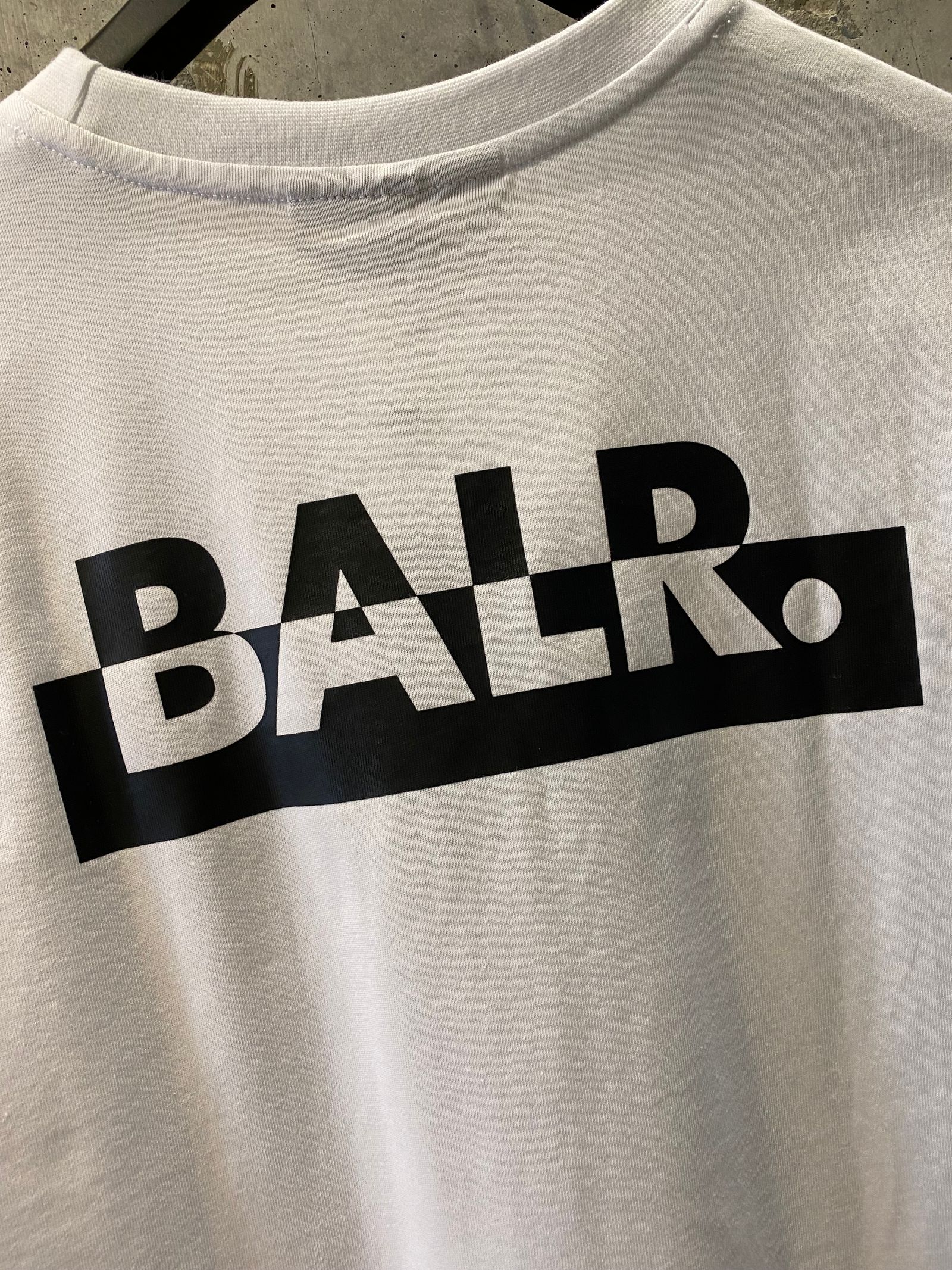 BALR. - BALR Oversize LOGO Tshirt / white | R and another stories