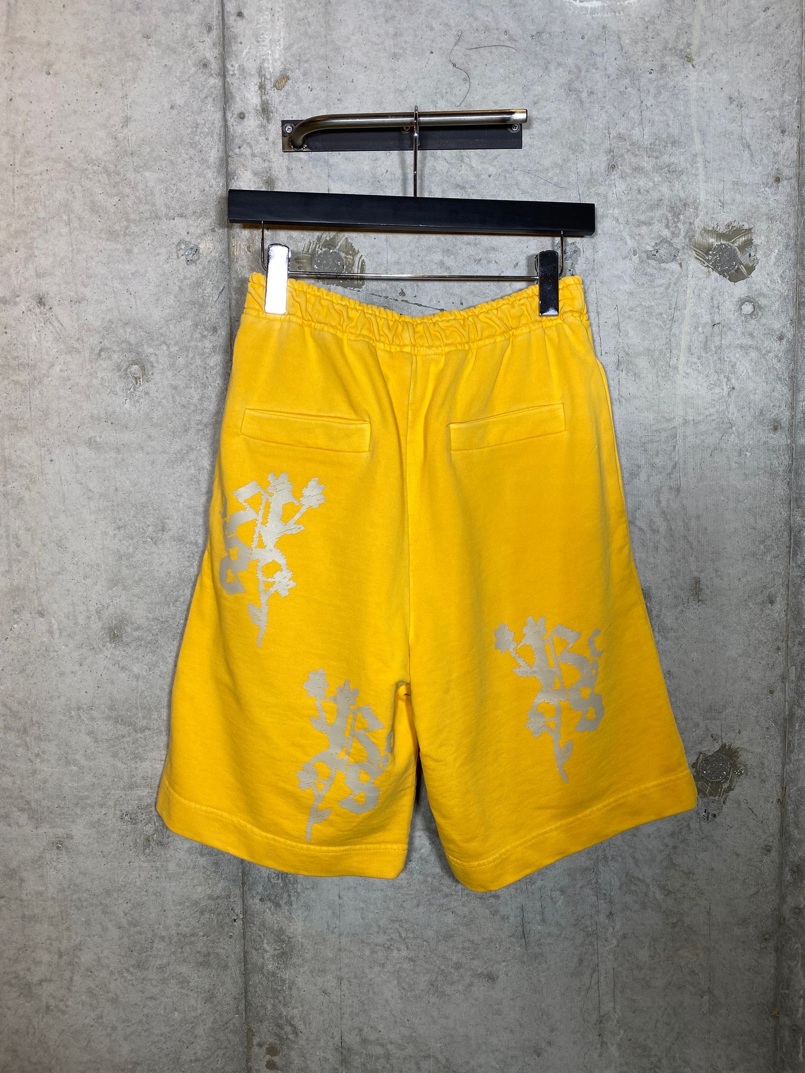 FLEECE SHORT PANT/FLOWER YELLOW