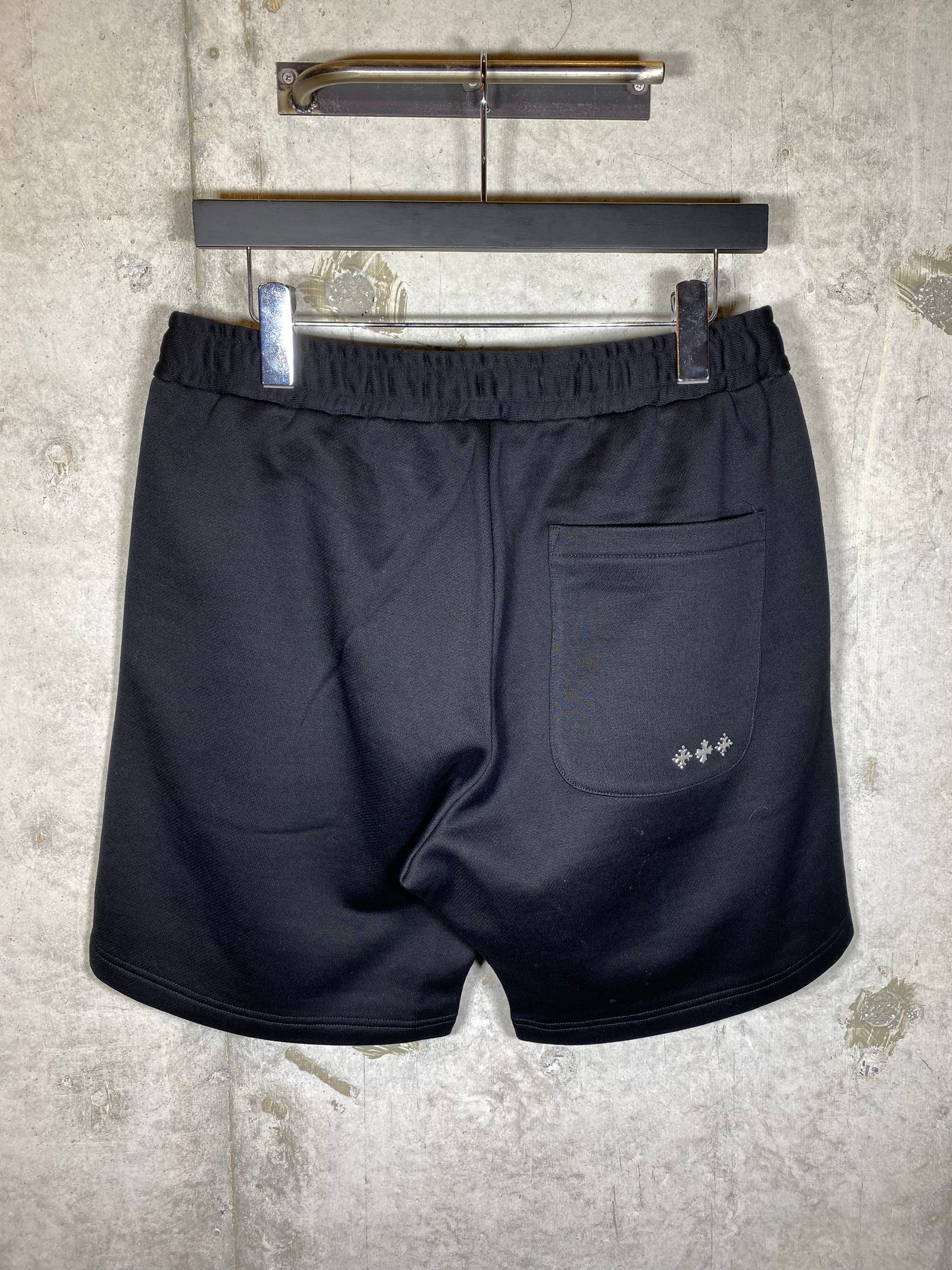 SHORTS/MTAT24S5093