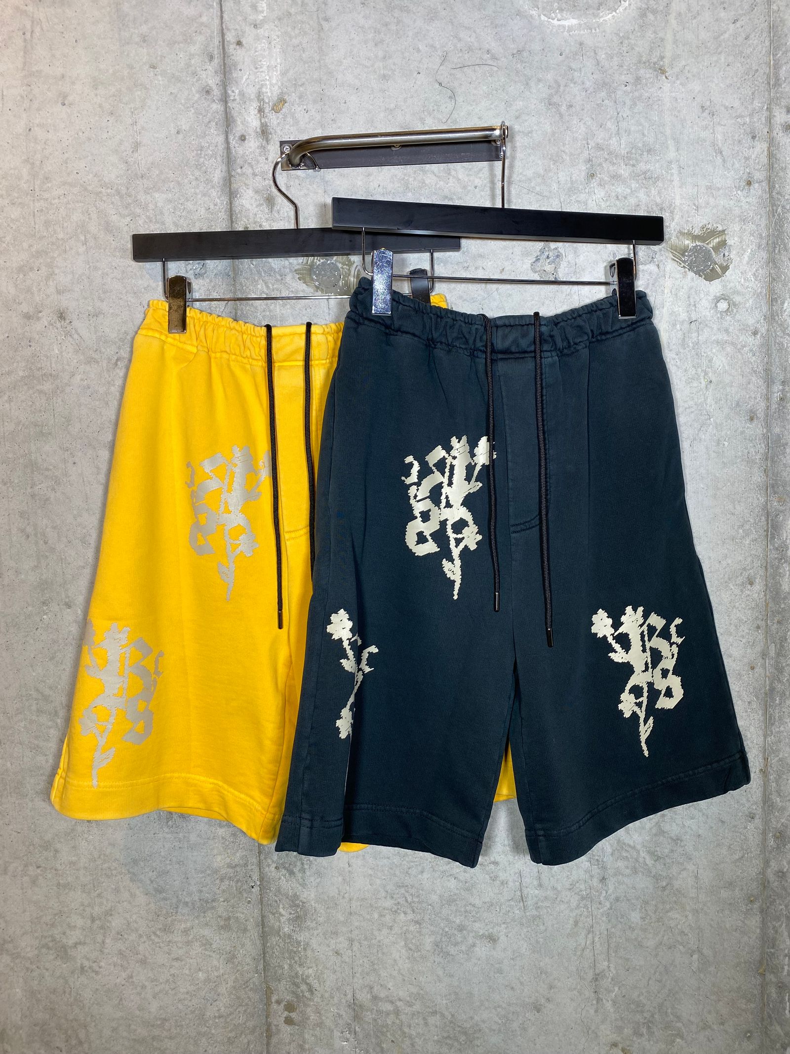FLEECE SHORT PANT/FLOWER BLACK