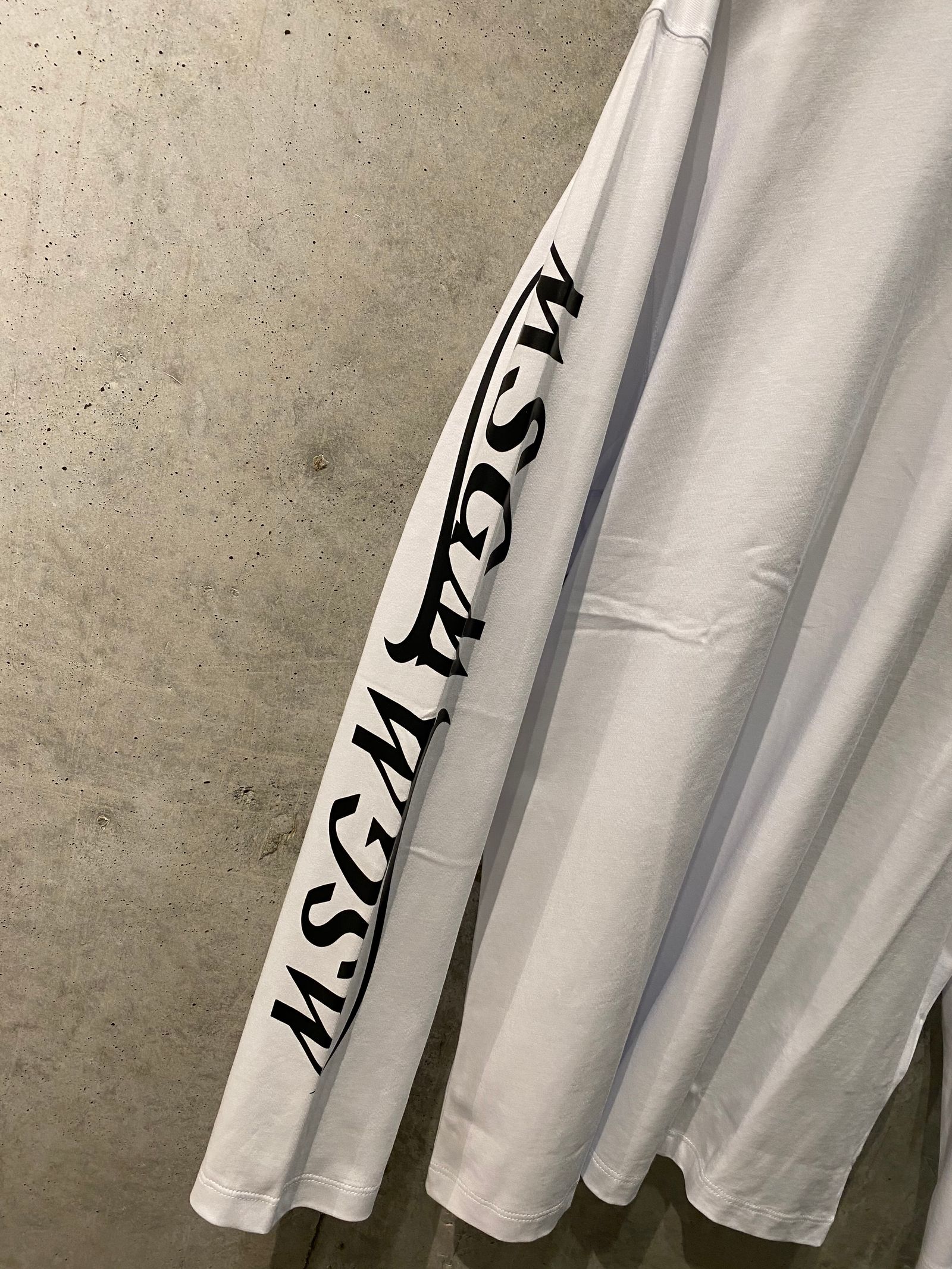 LOGO long sleeve tshirt(white)