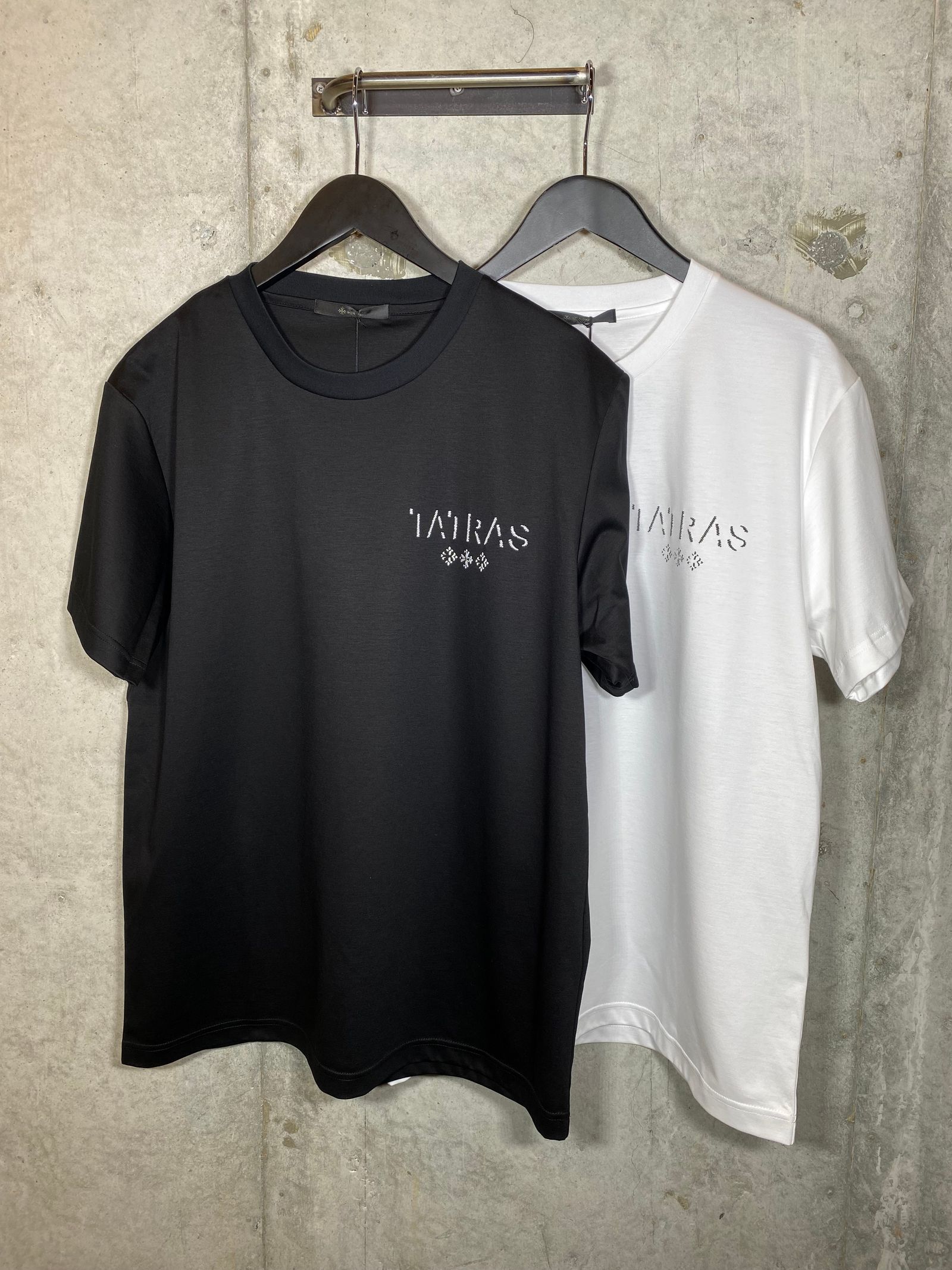 TATRAS TEE/MTAT24S8258-ロガード/BLACK