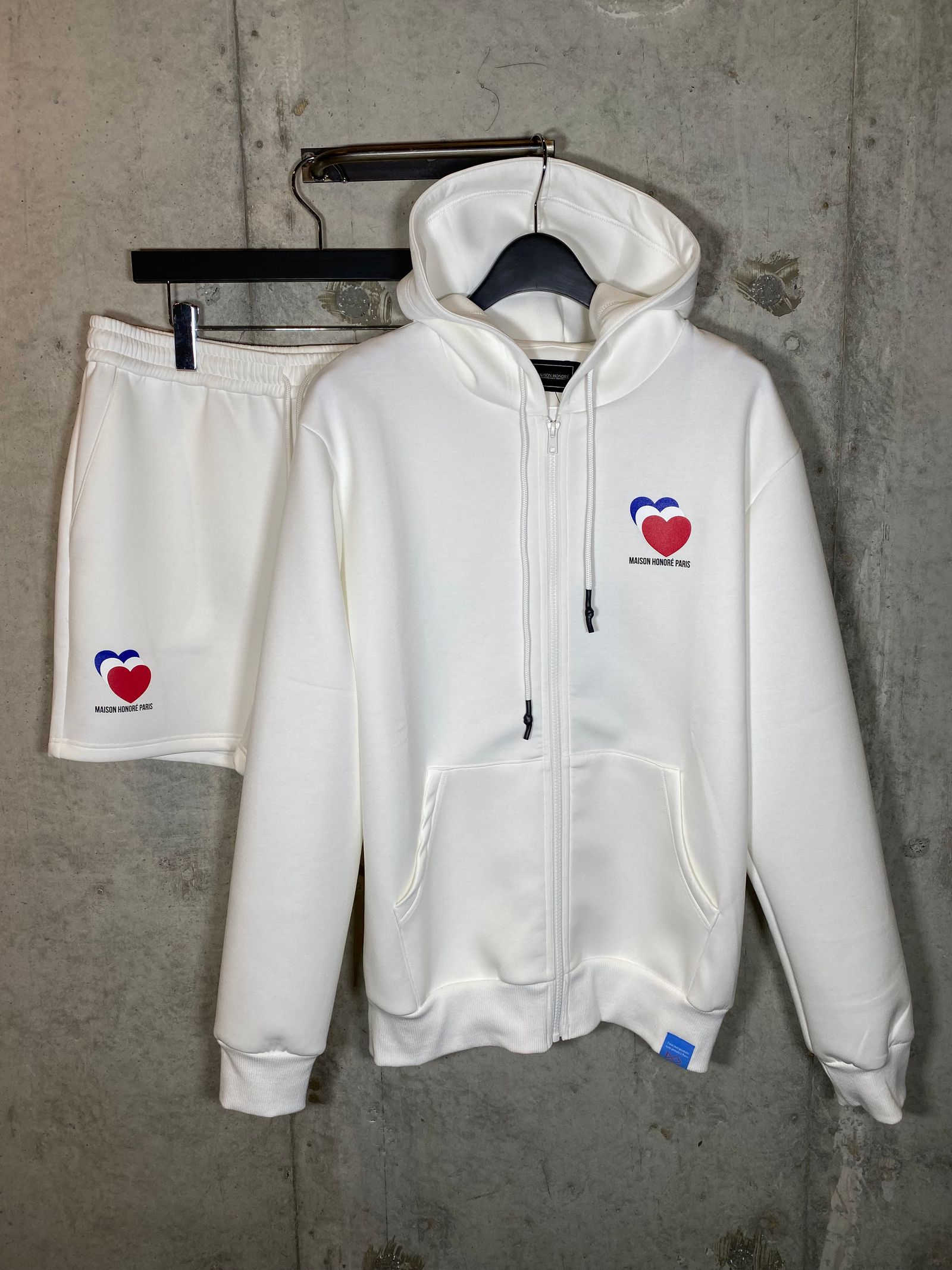 Raphael Cardboard Half Pants / White