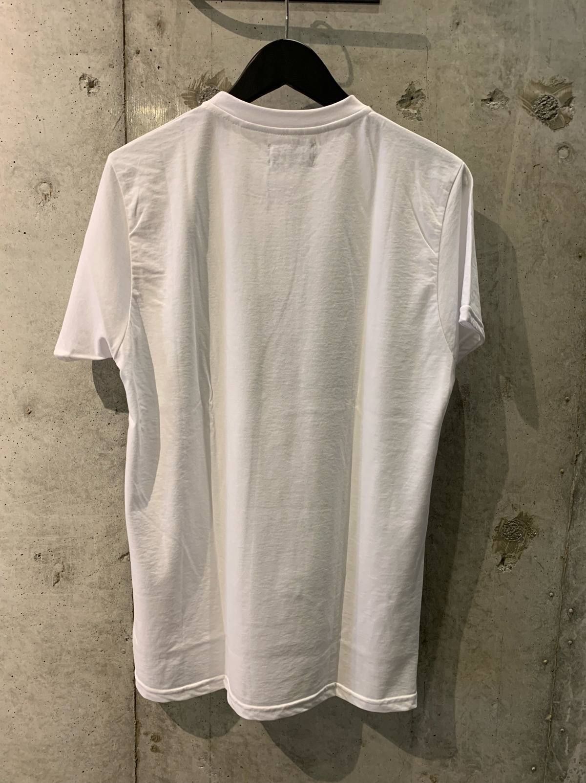 Eva/White