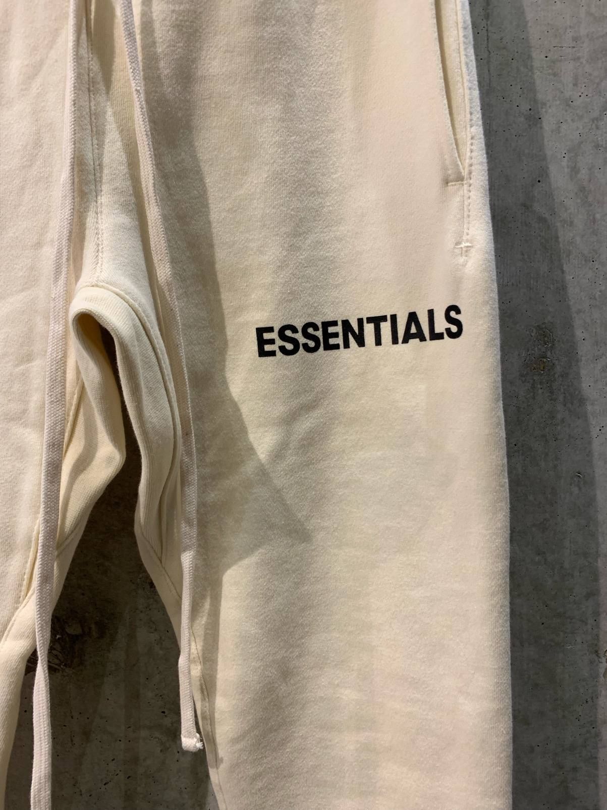 FOG essentials SWEATPANTS(クリーム)