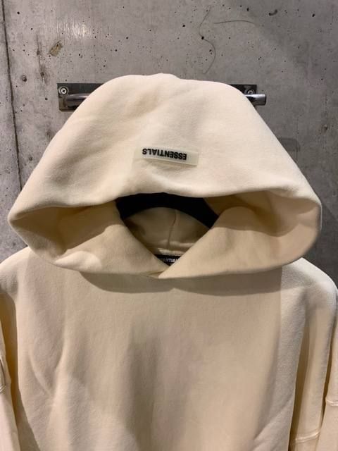 FOG essentials PULLOVER HOODIE/クリーム