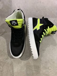 W6YZ-HI(black)