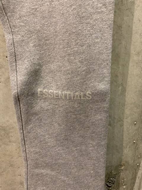 ESSENTIALS-Sweatpants(グレー)