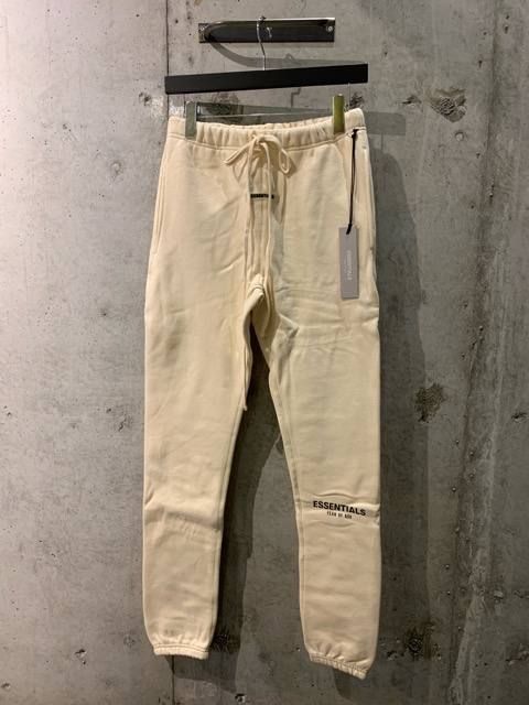 ESSENTIALS-Sweatpants(クリーム)