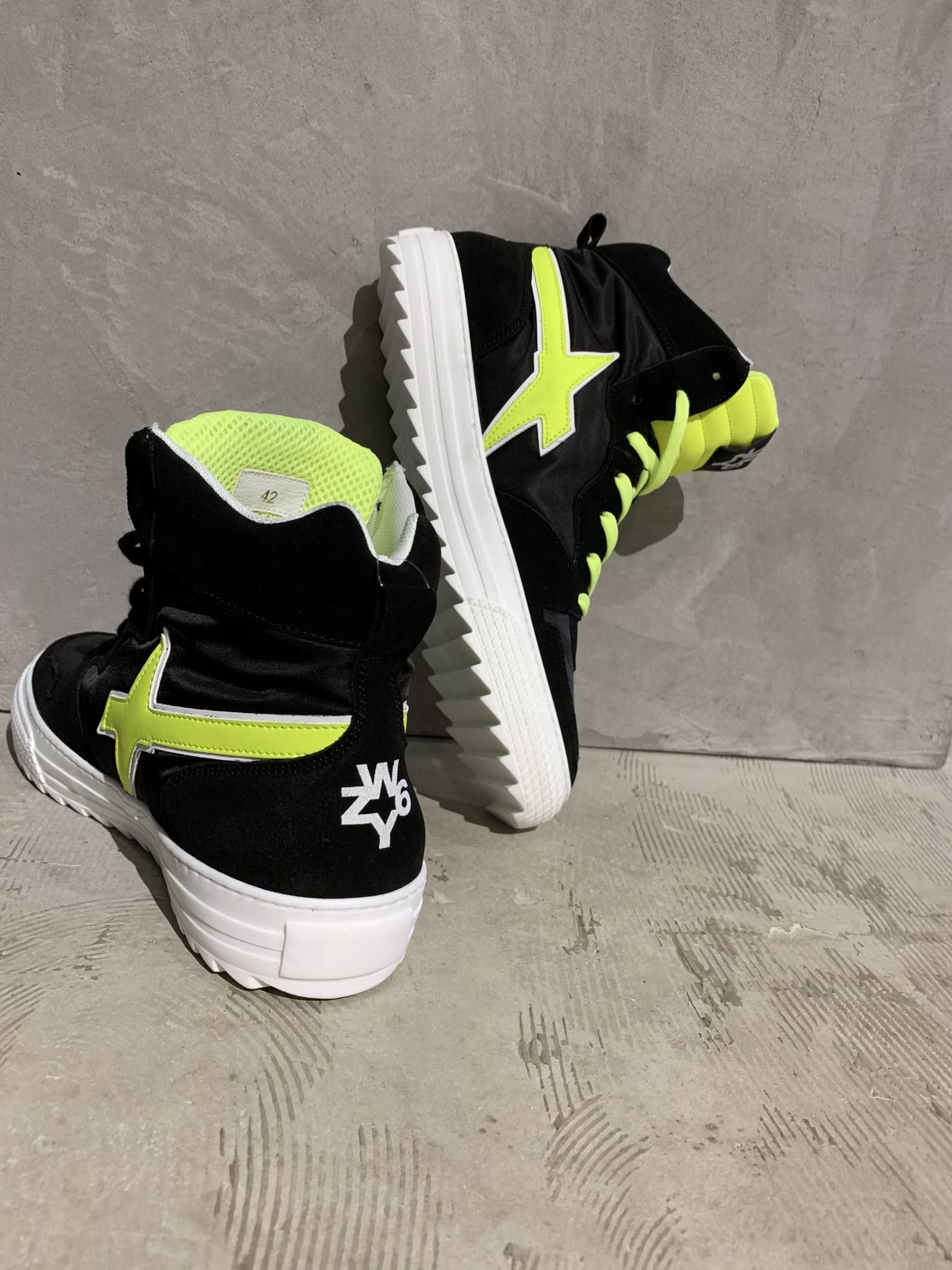 W6YZ-HI(black)