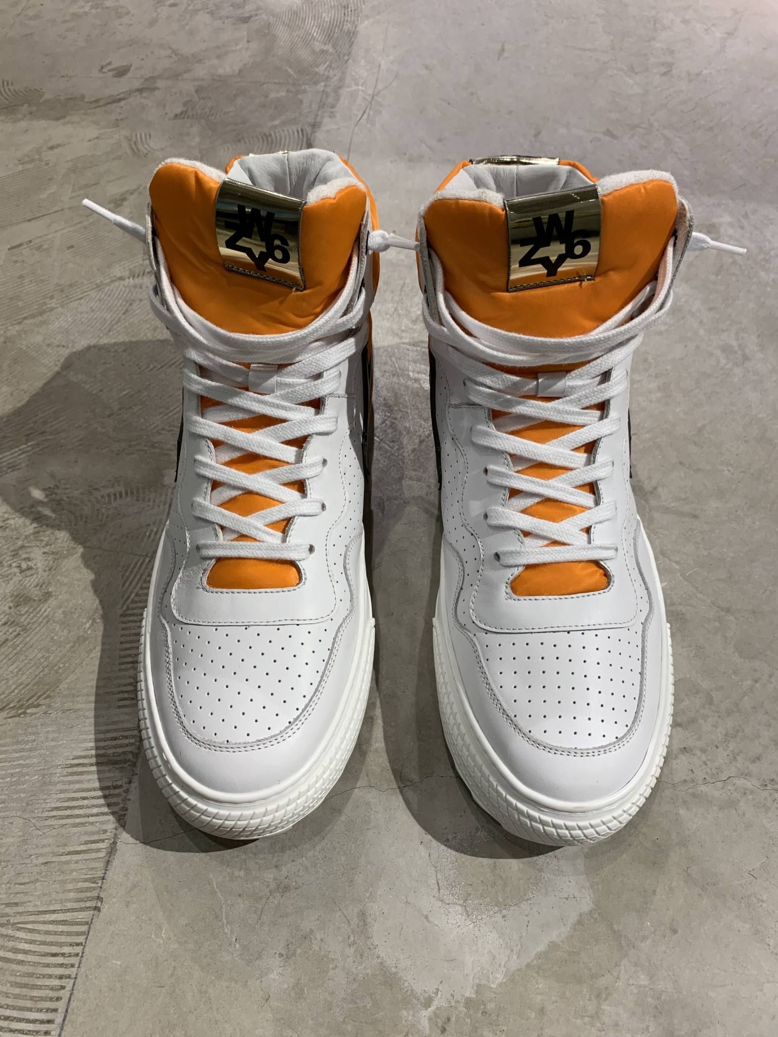 W6YZ-HI(WHITE-ORANGE)