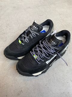 REVOLT run2215b BLACK