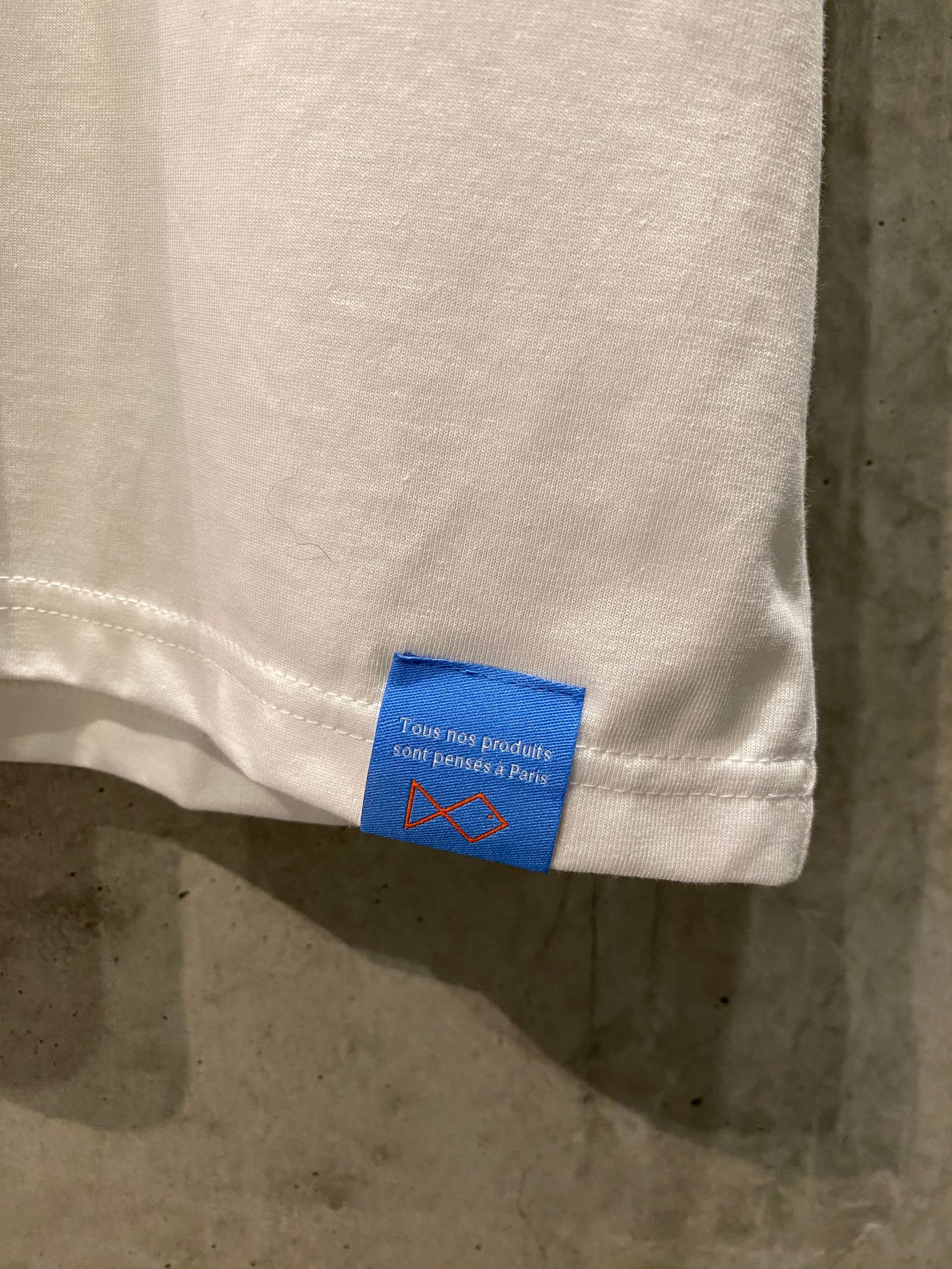 Tiphanie2/white-blue rainbow