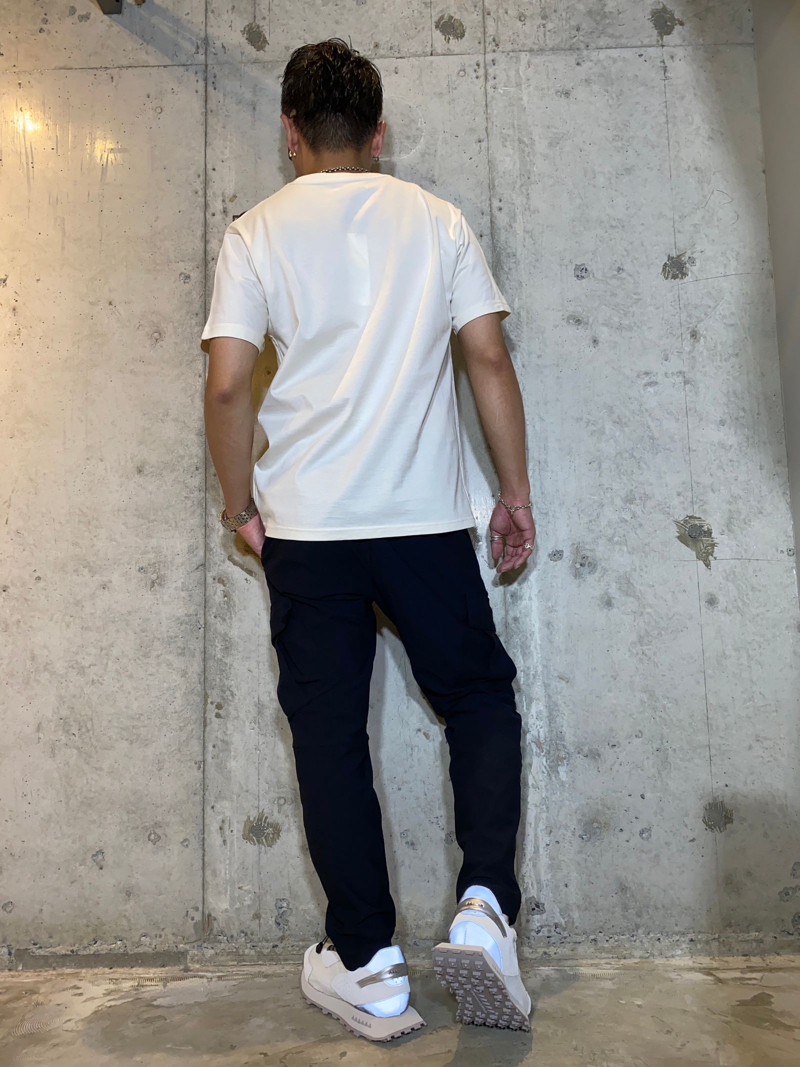 VEGAN LEATHER POCKET TEE/WHITE