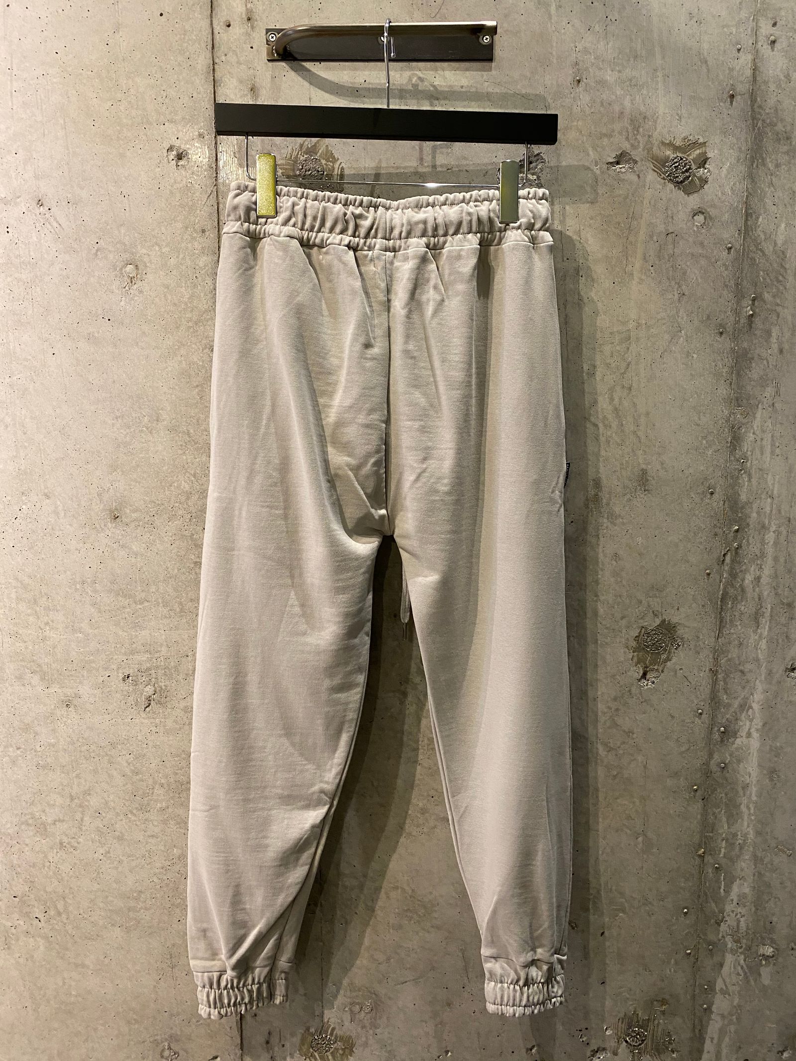 FAMILY FIRST MILANO - LOGO SWEAT PANTS/gray | R and another stories