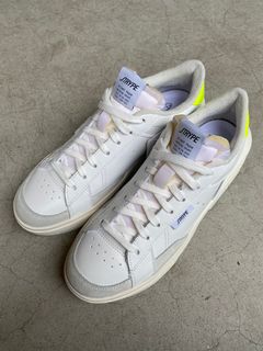 STRYPE/001‐GF