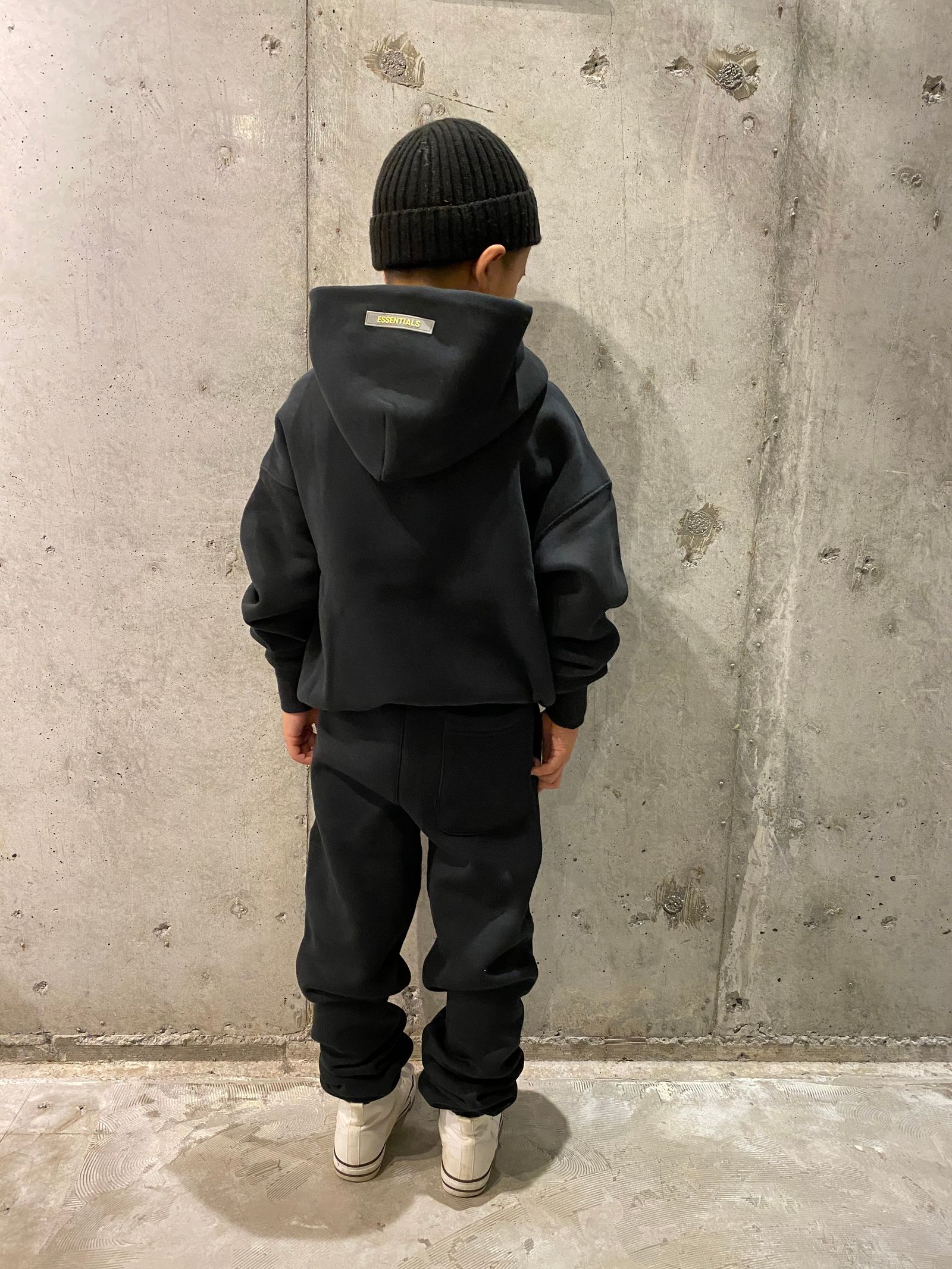FOG ESSENTIALS PULLOVER HOODIE (KIDS)/BLACK