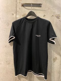 Layered T/black-white