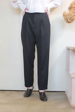 トロピカルワッシャーテーパードパンツ ブラック