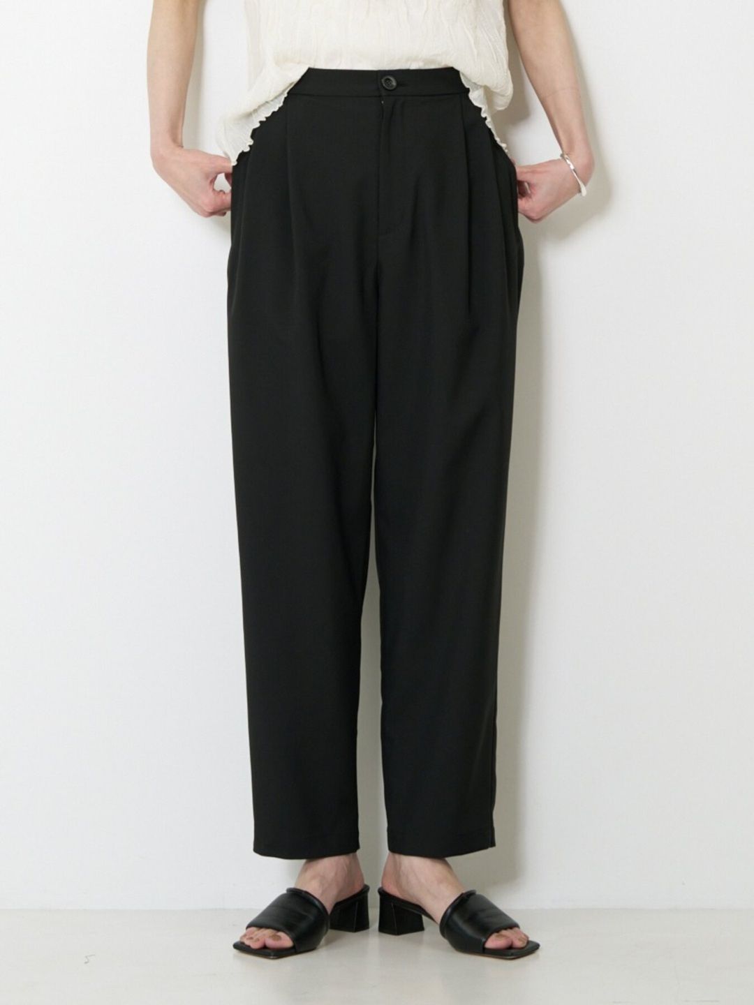 [3263-656YM] エフォートレステーパードPT ブラック