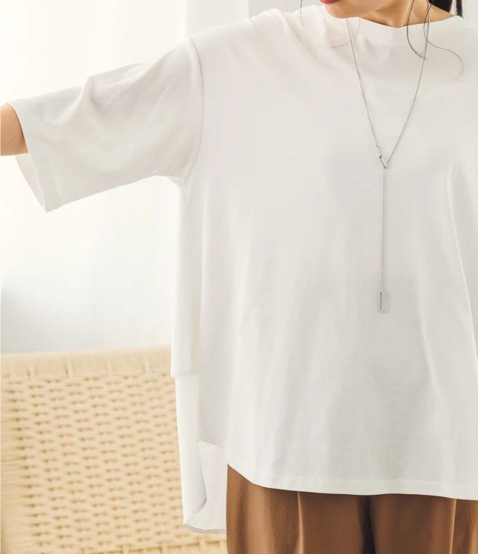 バックフリルTシャツ オフホワイト