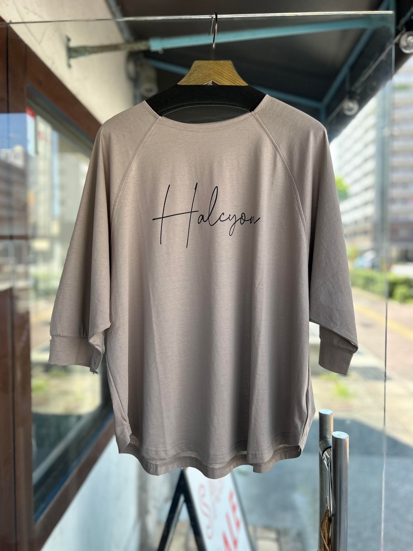 in this life インディスライフ  ティアードブラウス　3012335-B711 アイボリー in this life インディスライフ 商品詳細｜WEIRDO(ウィアード)や