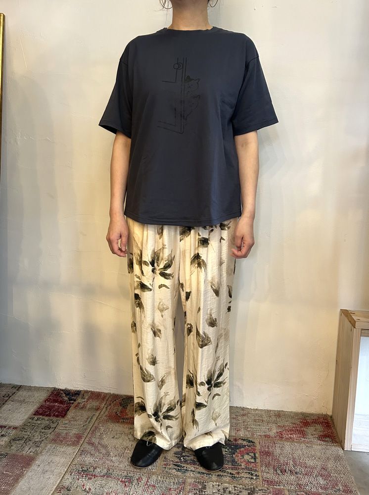 クラシック天竺 ひょっこり猫さんTシャツ ブルーグレー