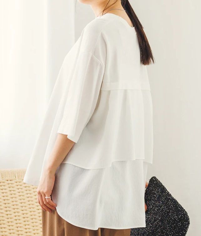 バックフリルTシャツ オフホワイト