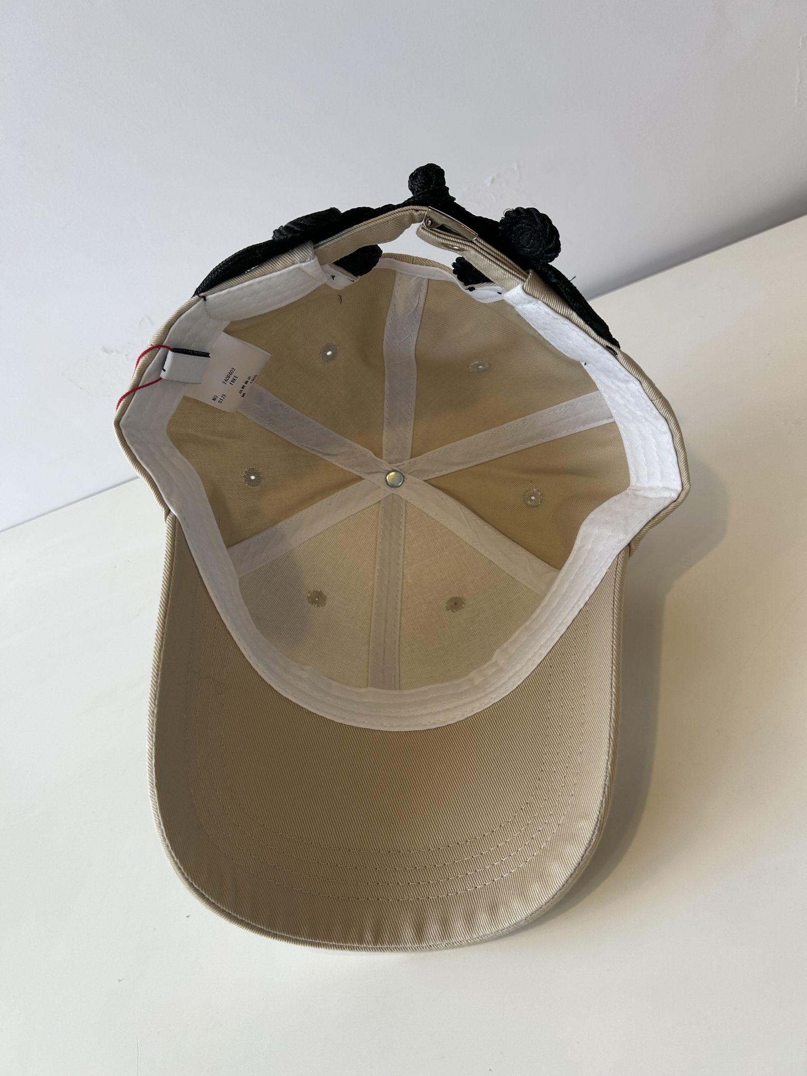 motif CAP ベージュ