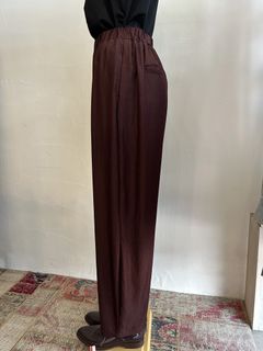 とろみレーヨンナイロンツイルカーヴィパンツ バーガンディ