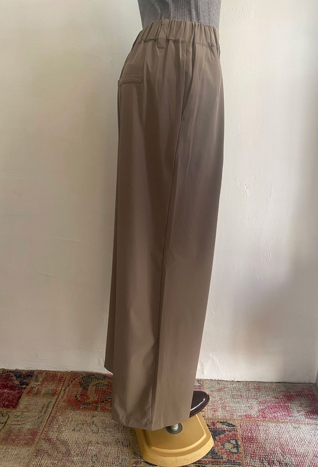 ICE TOUCH 接触冷感厚ワイドストレートパンツ モカ