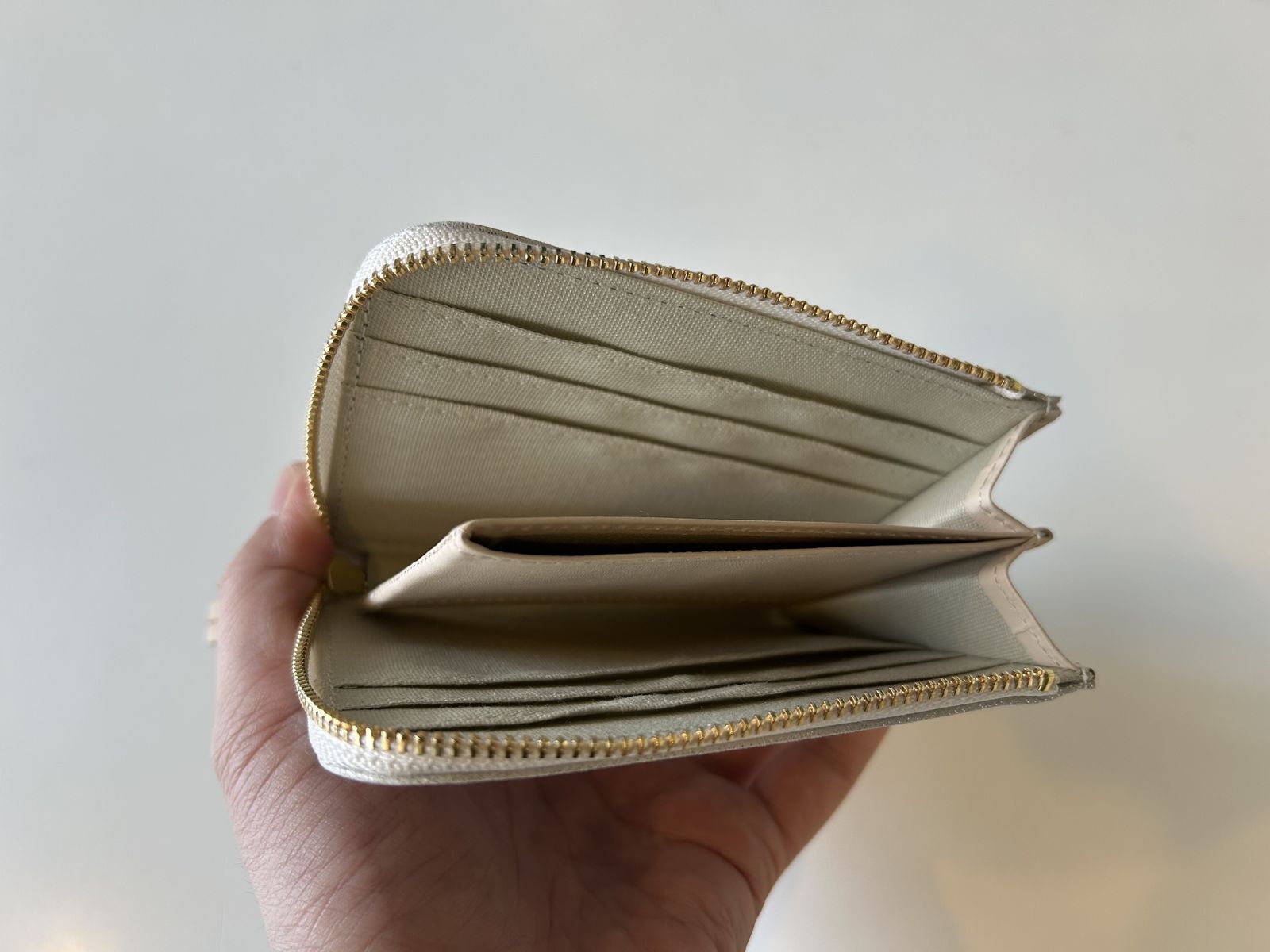 HAK L ZIP SHORT WALLET プラチナ