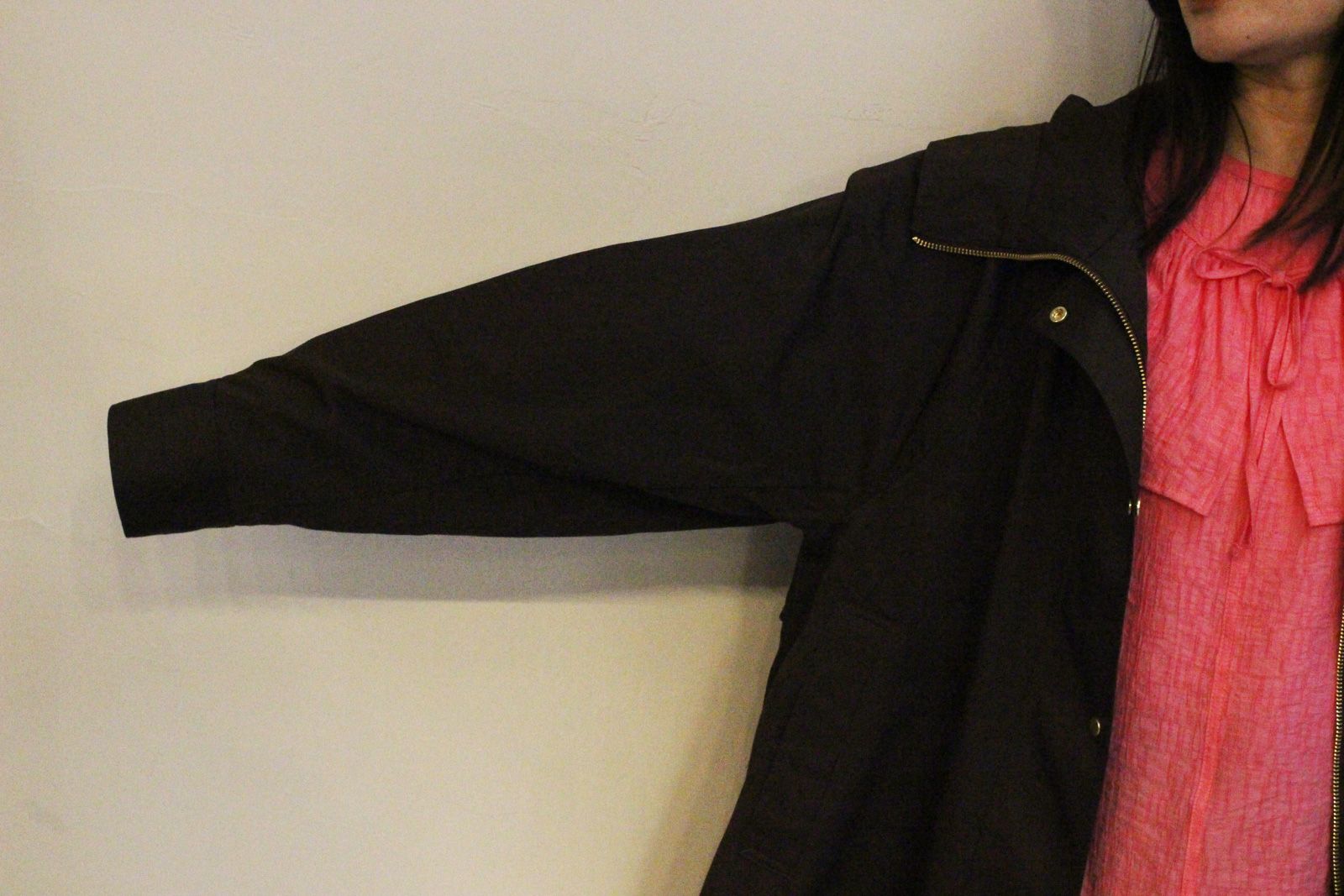 [7556-426KK] スタンドフーディーアウター ブラウン