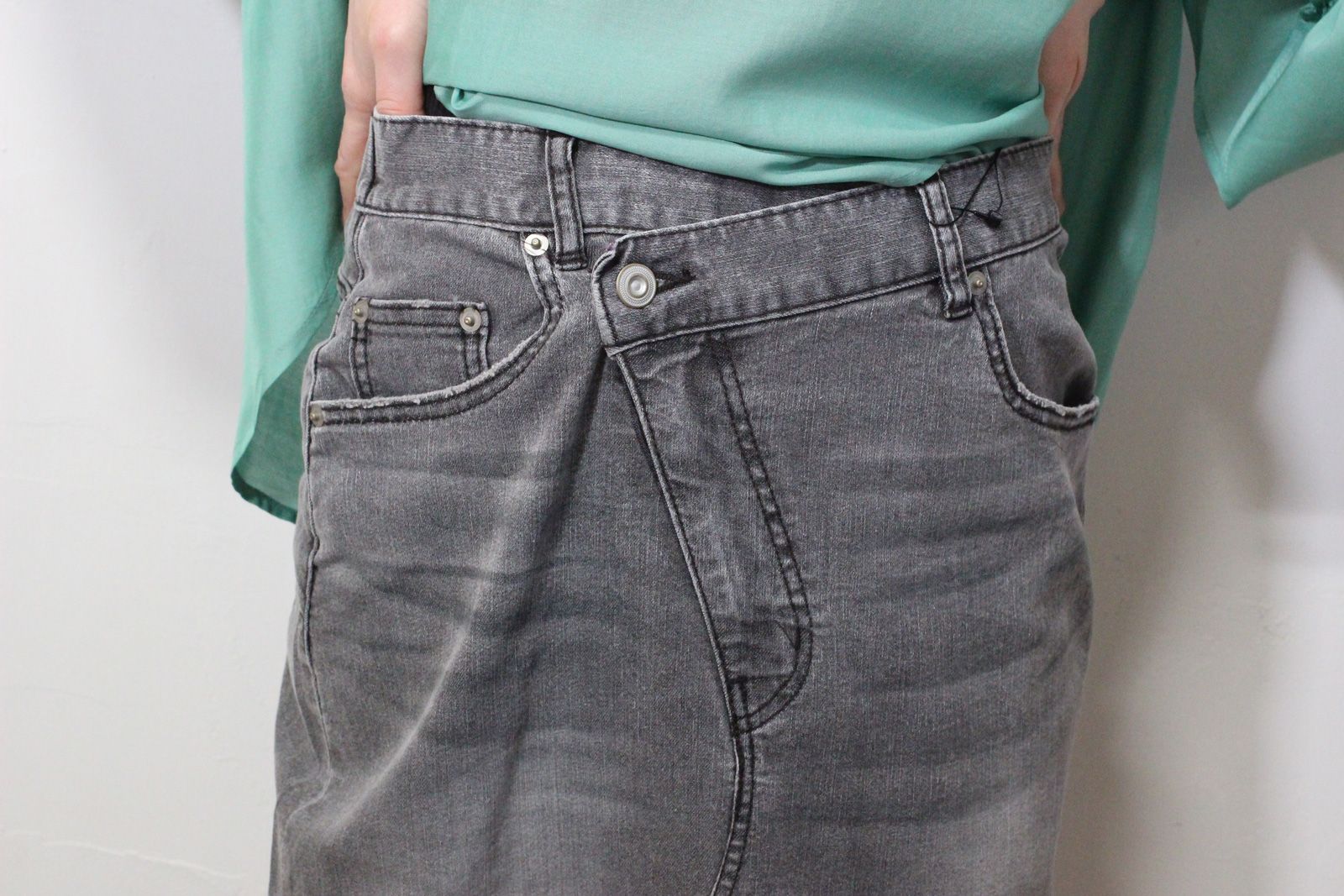 デニム ラップデザイン タイトスカート ライトインディゴブルー