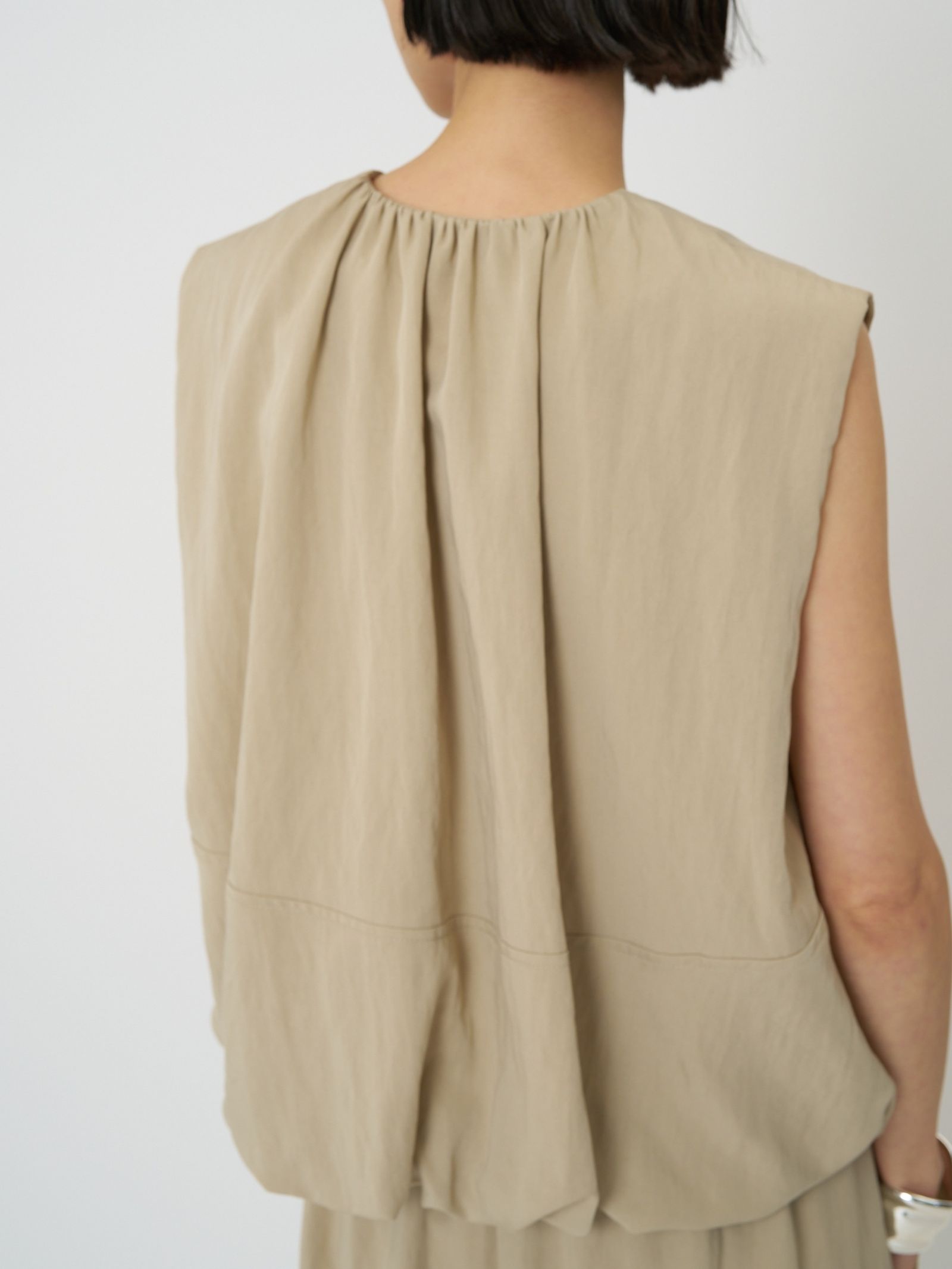 [4261-025MK] ダブルジップバルーンジレ ベージュ