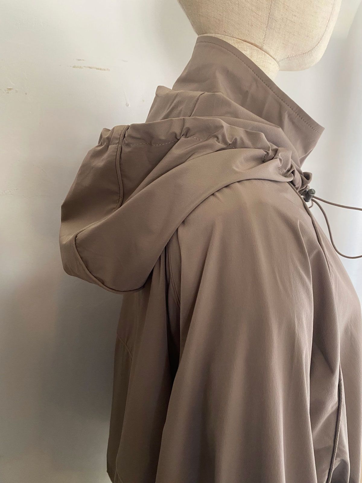 ICE TOUCH 接触冷感 薄ブルゾン モカ