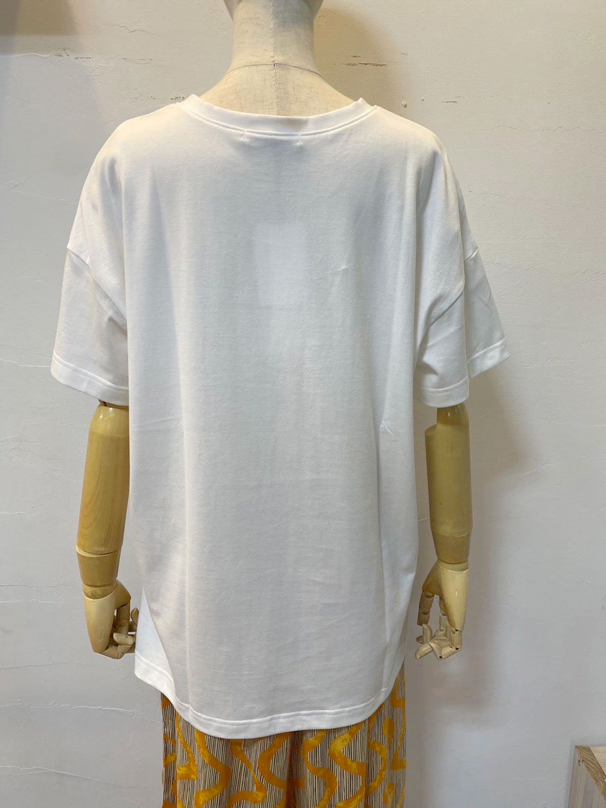 ロゴプリントTシャツ ホワイト