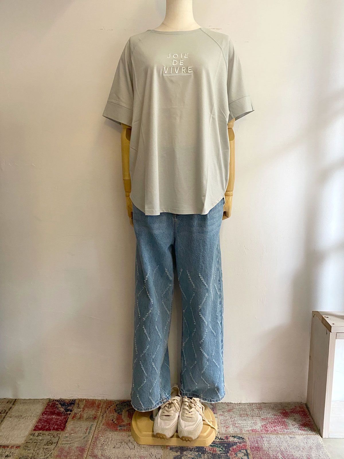 ロゴ刺繍ラグランTシャツ ライトグレー