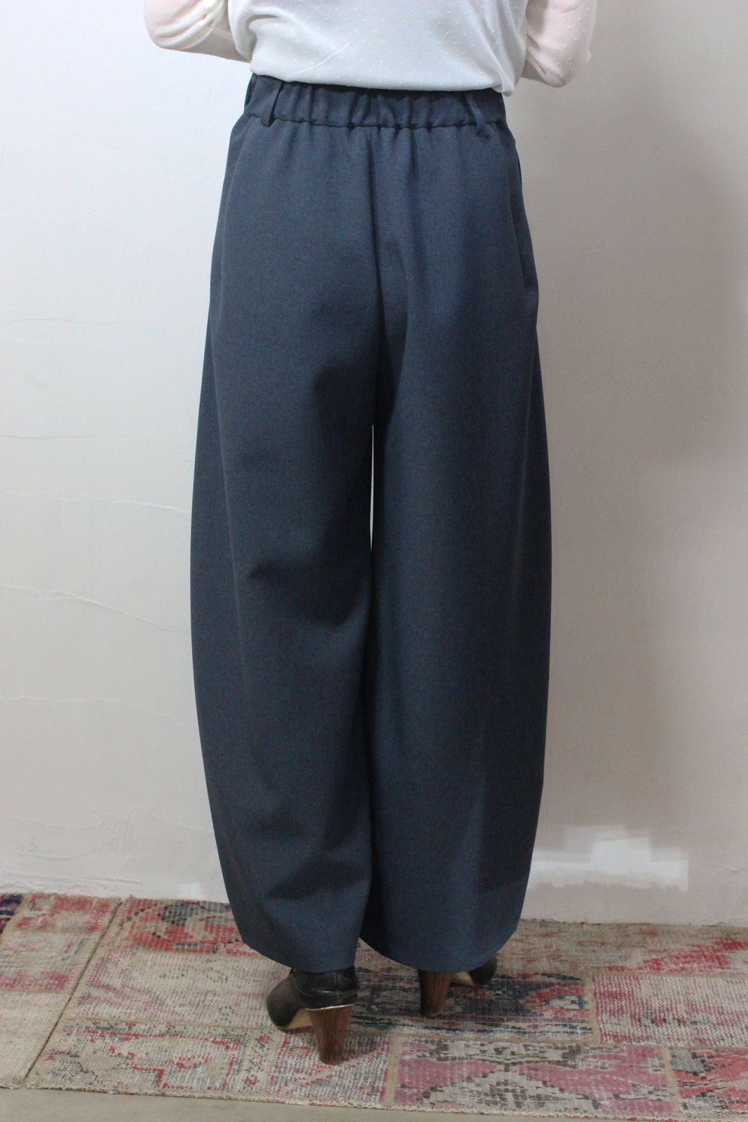 ドライトロピカルバレルパンツ ネイビー