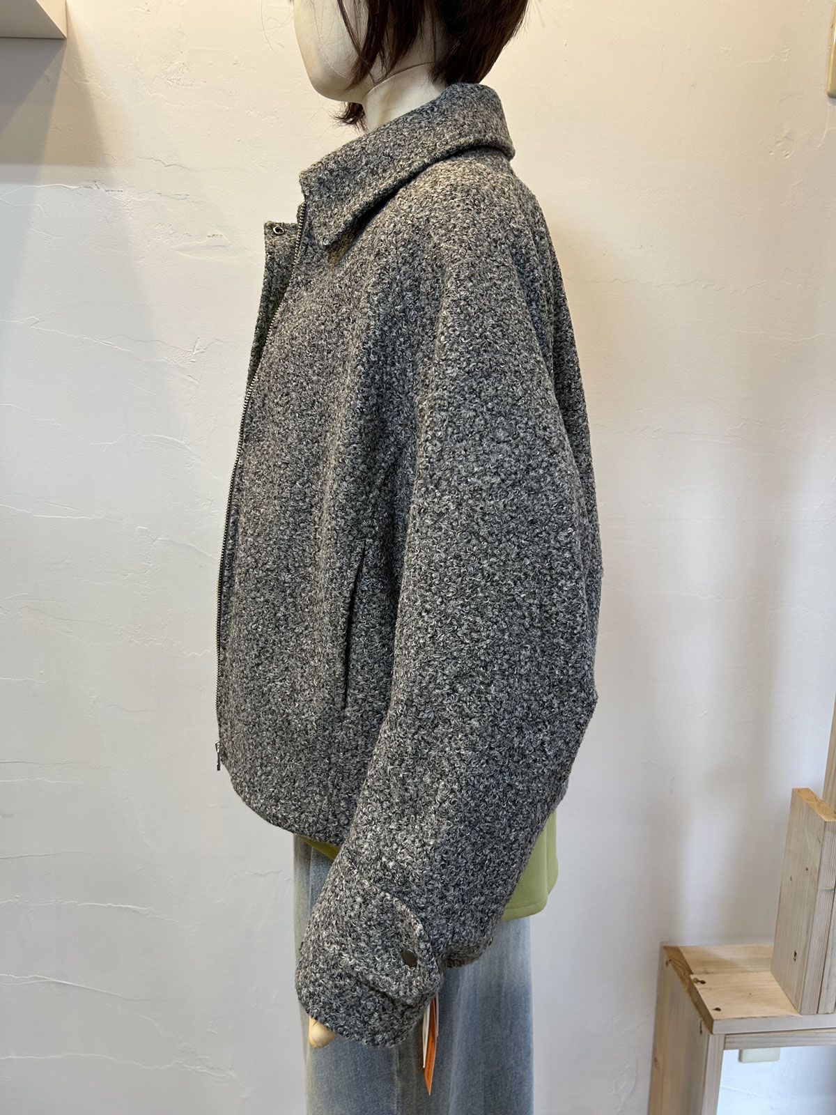 くるくるブークレショートブルゾン 杢グレー