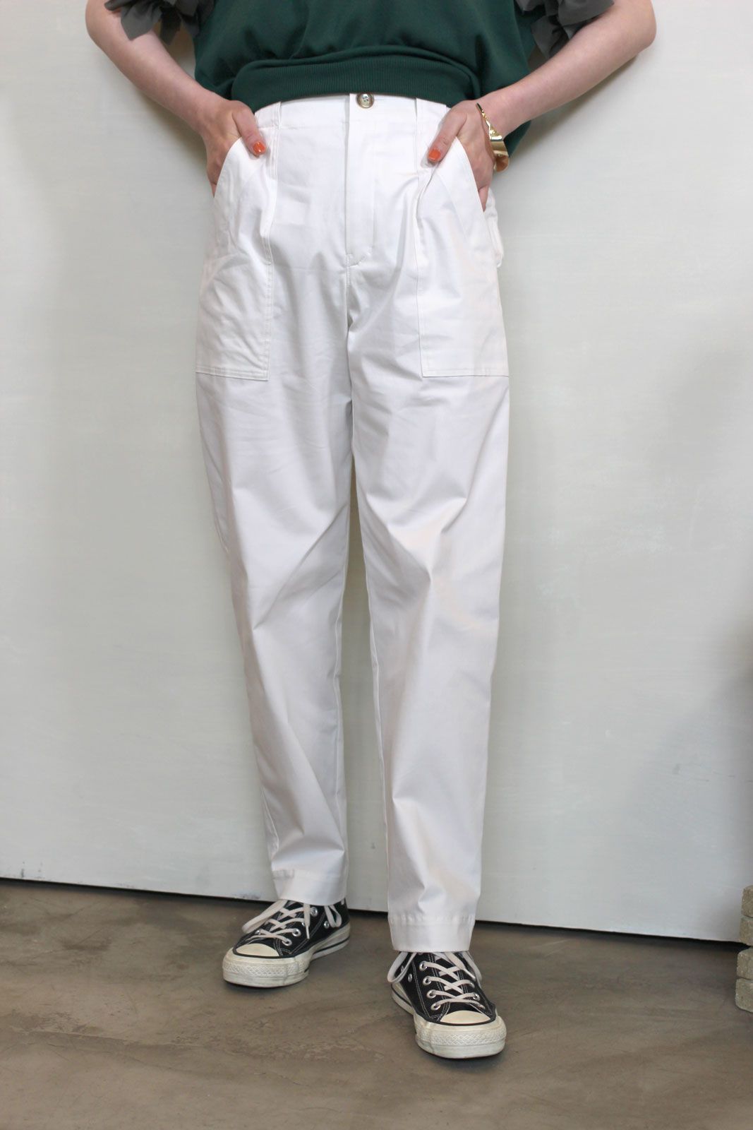 綿麻ツイルストレッチテーパードパンツ ホワイト