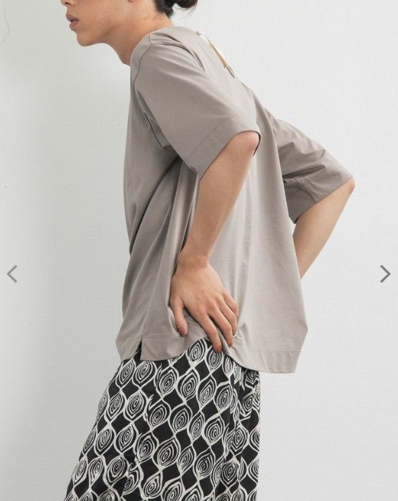 5分袖Tシャツ 岩肌