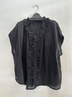 無地フリルシャツ ブラック