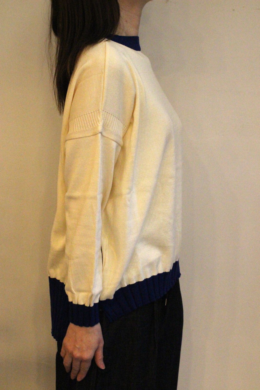 度詰め天竺配色コットンニット アイボリーxネイビー