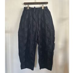 綿麻シーチング塩縮ドットエッグパンツ ネイビー