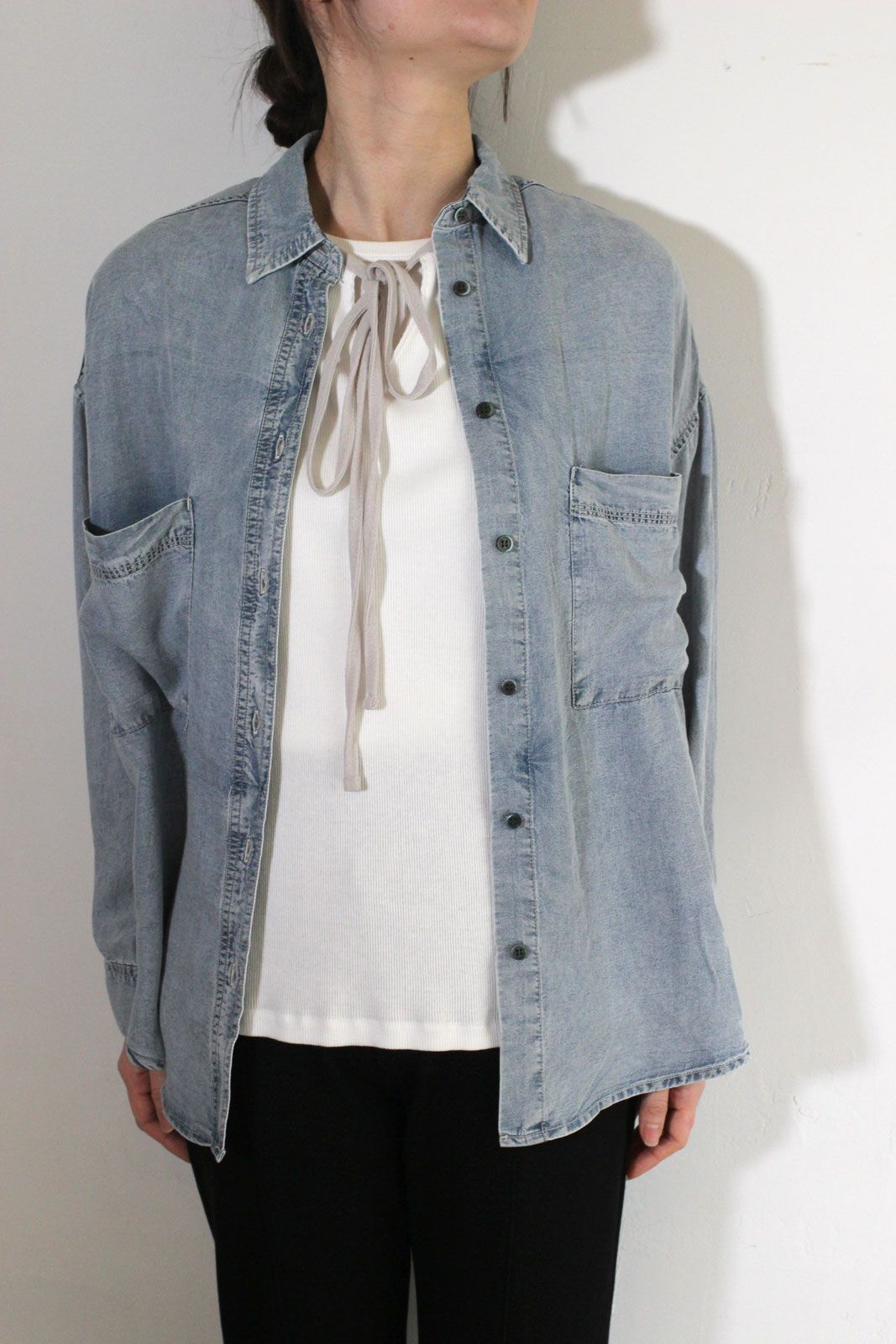 テンセルデニム製品染めオーバーサイズシャツ インディゴブルー