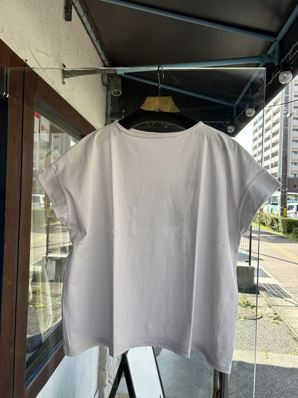 ナチュラルソフト天竺 まねき猫PTコンフィーシャツ ライトグレーブルーグレー