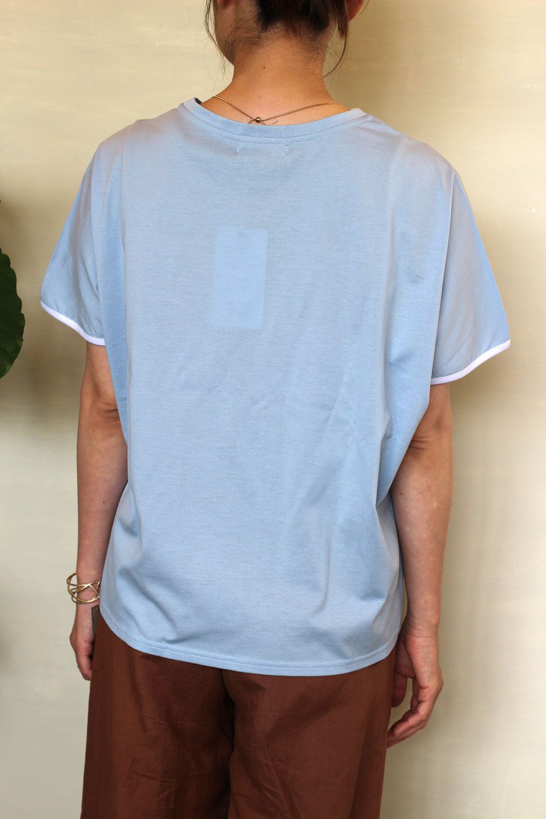 パイピングロゴプリントTシャツ サックス